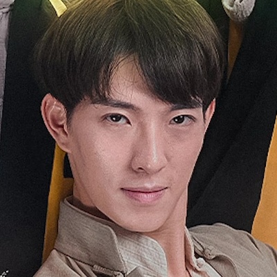 Yuan Yi