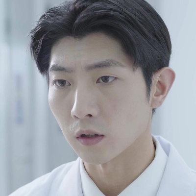 Dr. Ethan Cheng