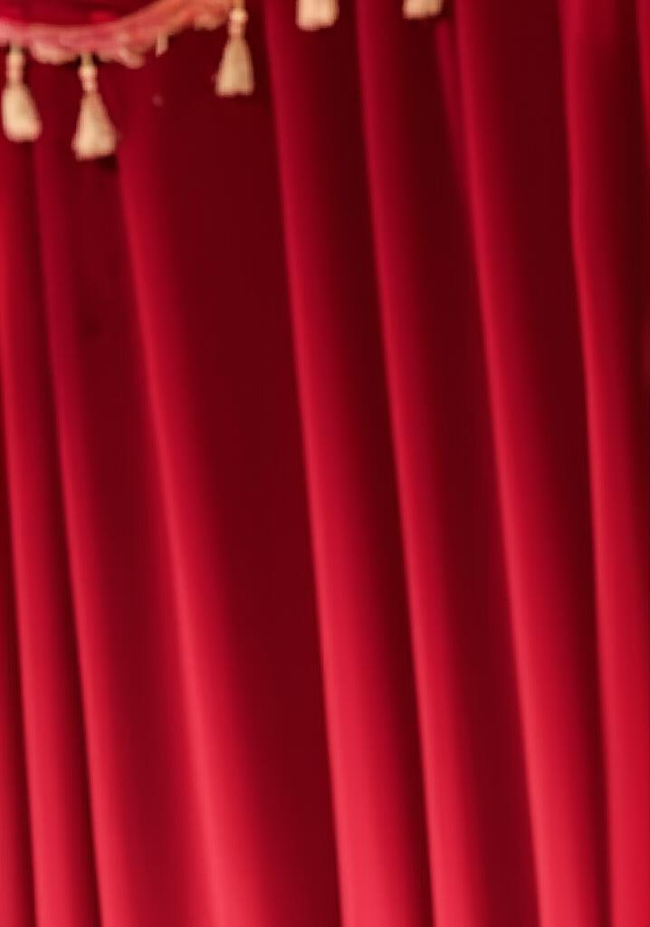 Si Leo Salvador ay Nabuhay ng Sampung Libong Taon at Sa Wakas ay May Asawa at mga Anak