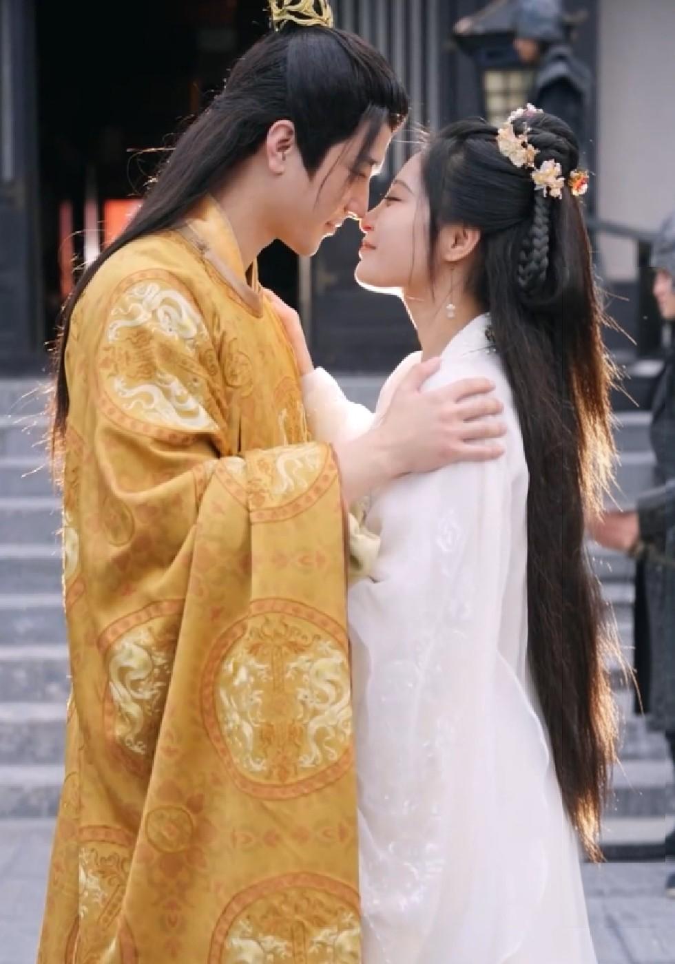 私が古代で王妃になったワケ