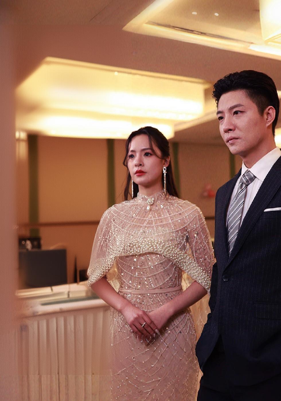 ผมกลายเป็นแฟนสัญญาของดาราหญิง